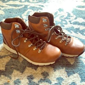 Goodfellow and Co, Size 10, Outdoor Boot